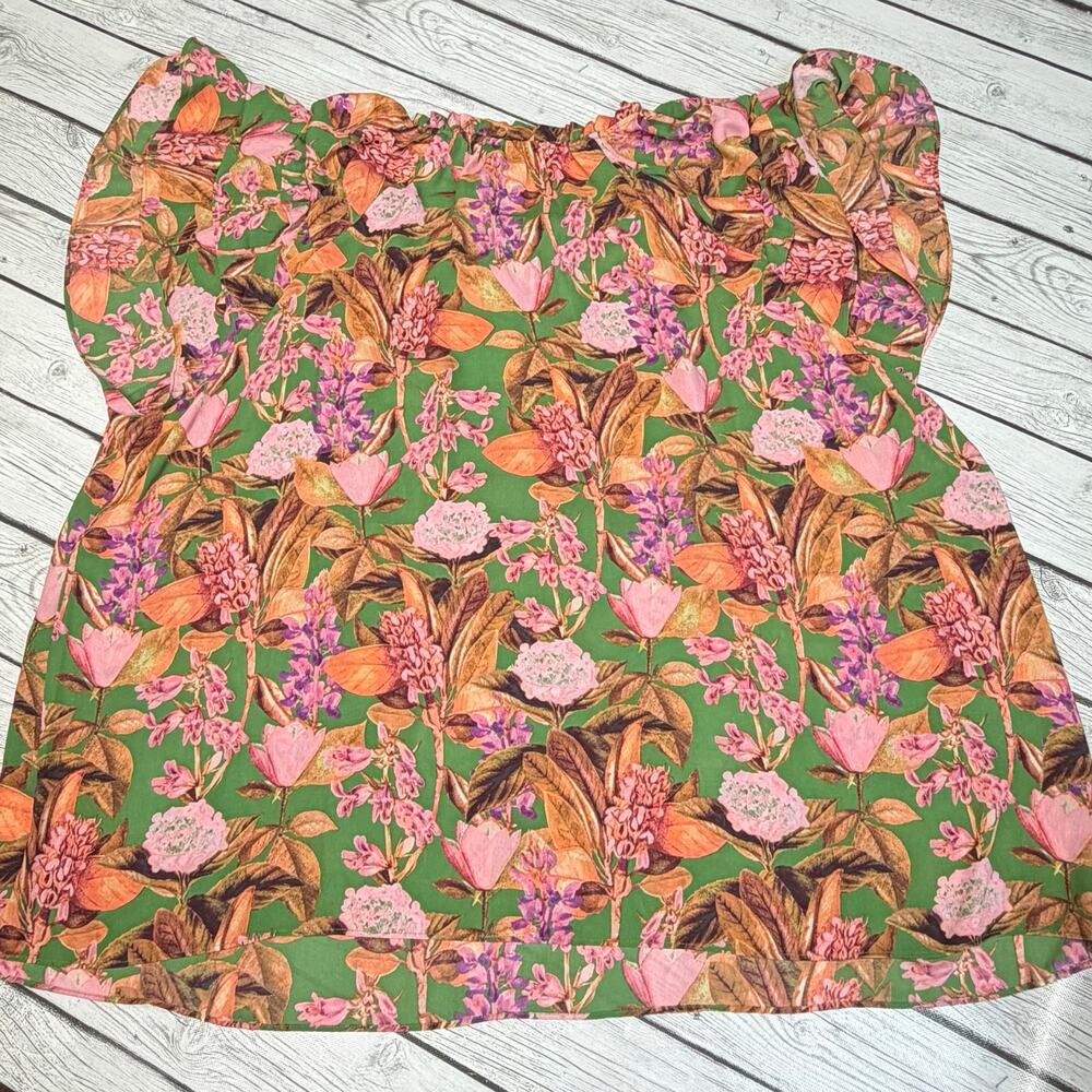 NWOT Rose & Olive Flutter Floral Sleeve Blouse Size 3X - Picture 5 of 5